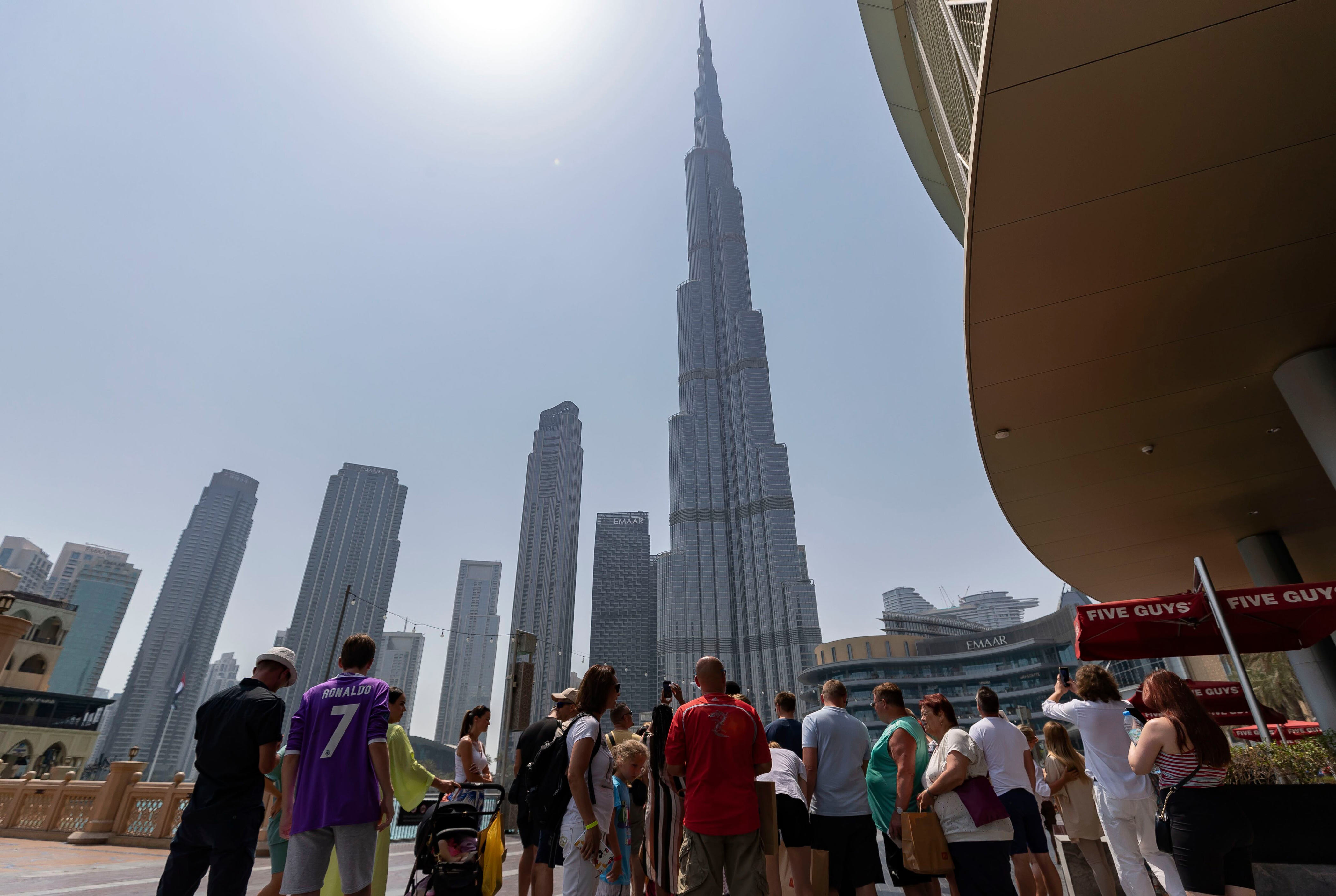 dubai welcomed a record 17 million international visitors in 2023