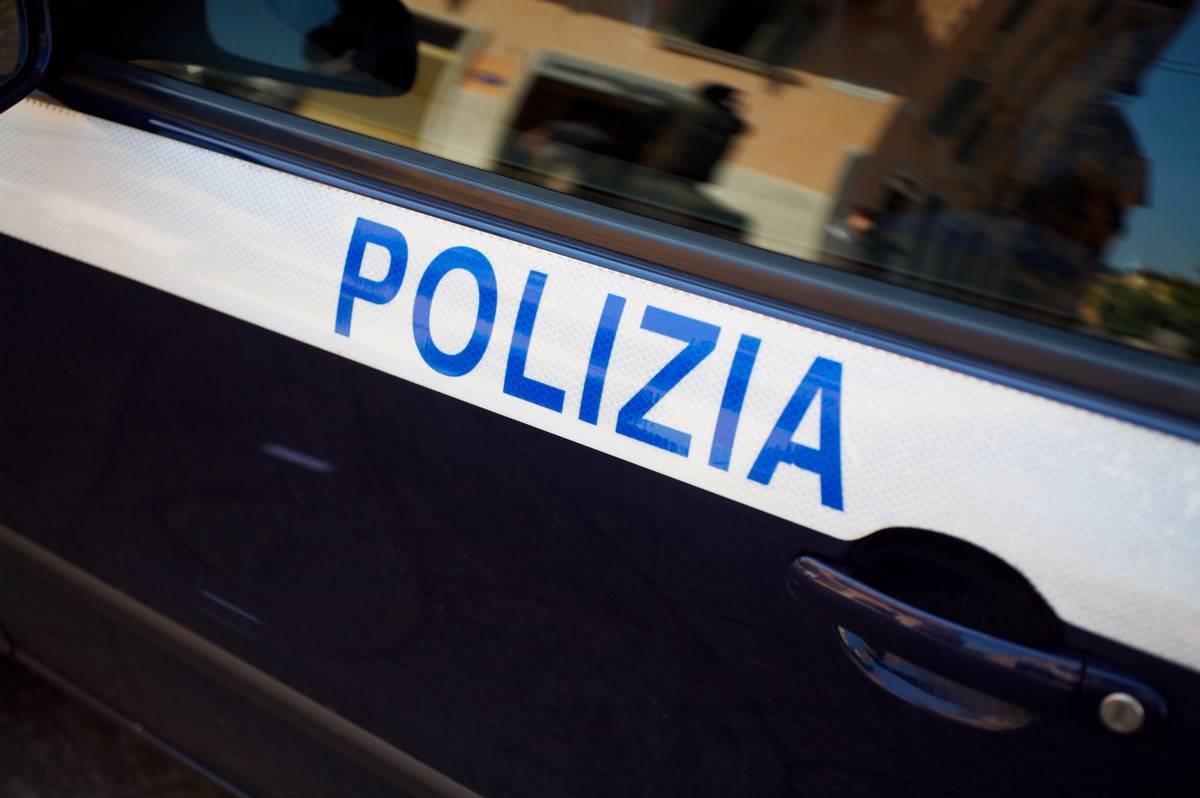 violação em grupo de menina de 13 anos está a chocar itália