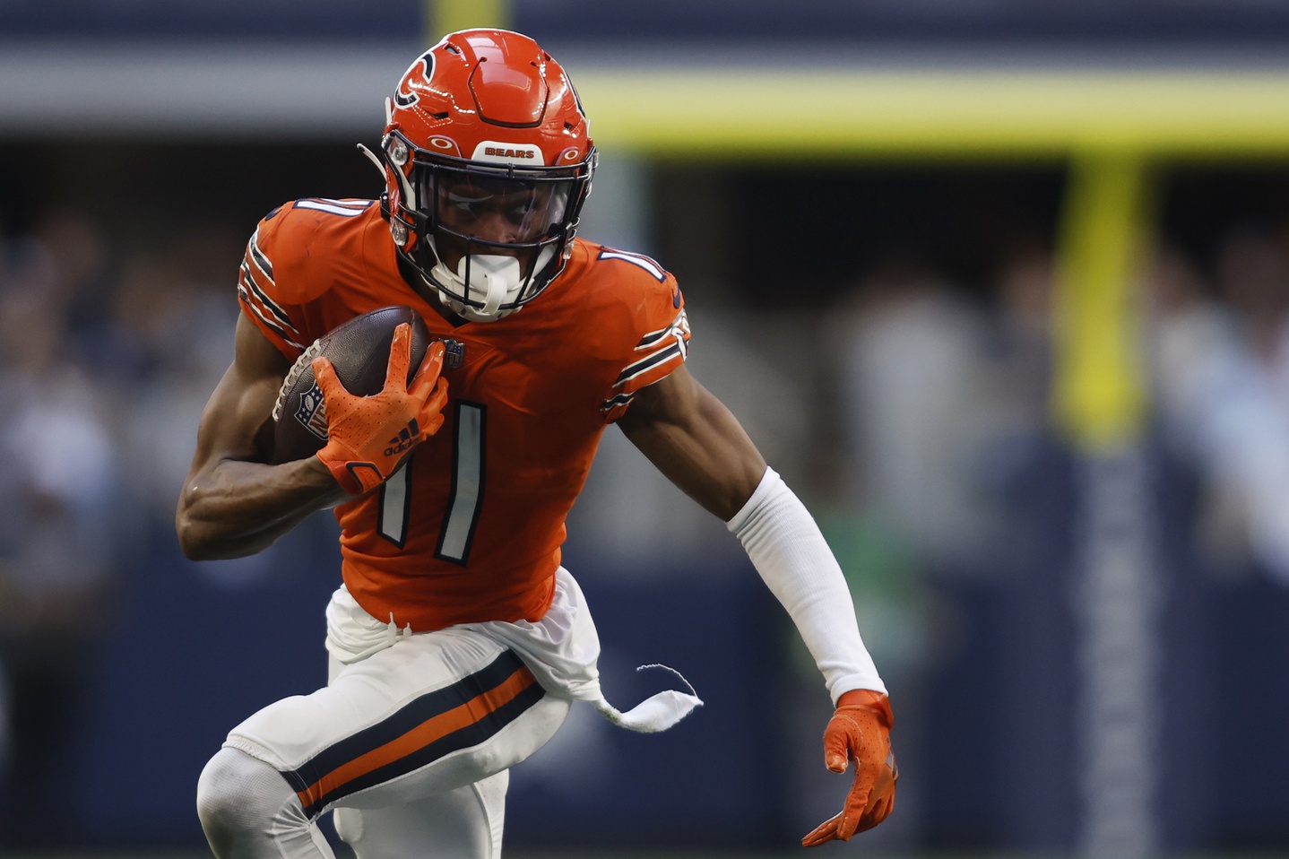 Bears 2024 Free Agents: CB Jaylon Johnson, WR Darnell Mooney, RB D’Onta ...