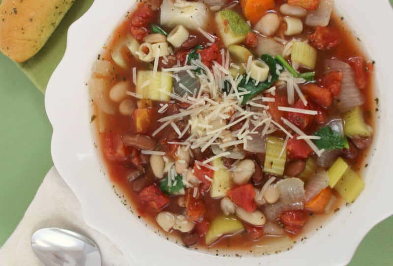 Slow Cooker Olive Garden Minestrone Soup Recipe
