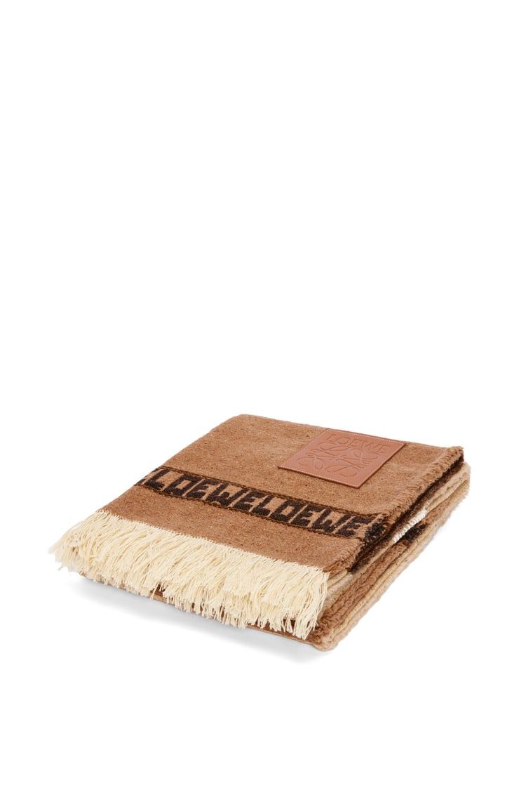 17 Designer Blankets for the Luxurious Living Room You’ve Always Wanted