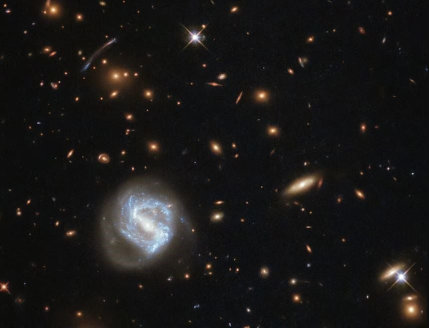 Científicos Consternados Tras Hallar Una Galaxia Similar A La Nuestra A ...