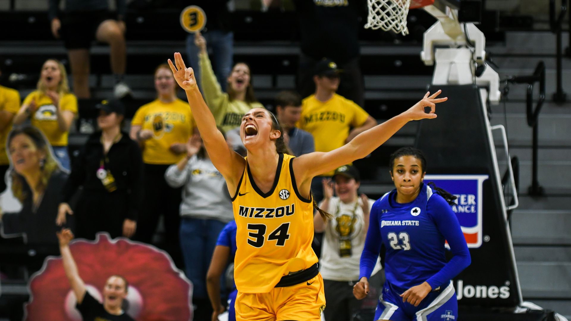 Mizzou WBB’s Firework Show On Offense Leads To Dominant Victory Over ...