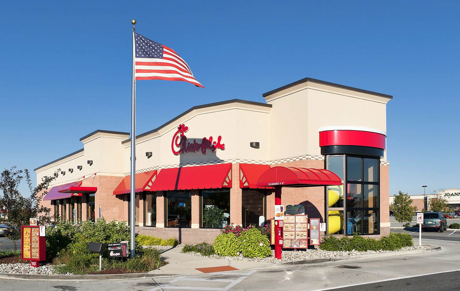 Is ChickfilA open on Veterans Day?