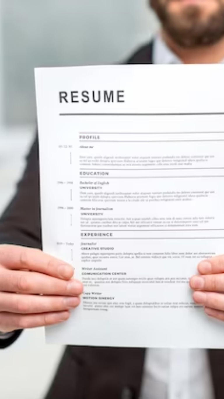 Common Mistakes Students Make While Making Their Resume