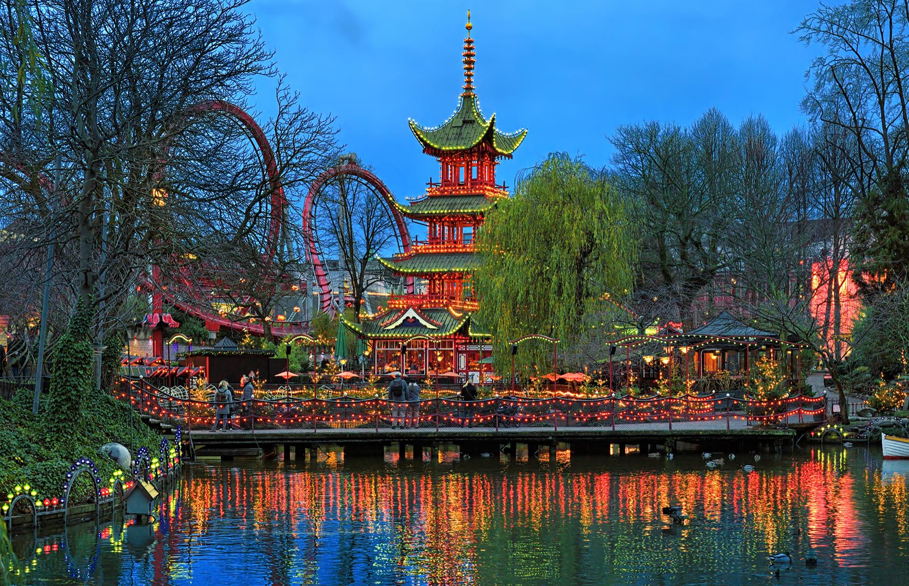 This elaborate amusement park in Copenhagen has been entertaining people of all ages since 1843. Old meets new: you’ll find a roller coaster from 1914 alongside scream-inducing The Demon with its three exhilarating loops. Discover the park's cultural side by taking in a ballet performance or watching a pop concert.