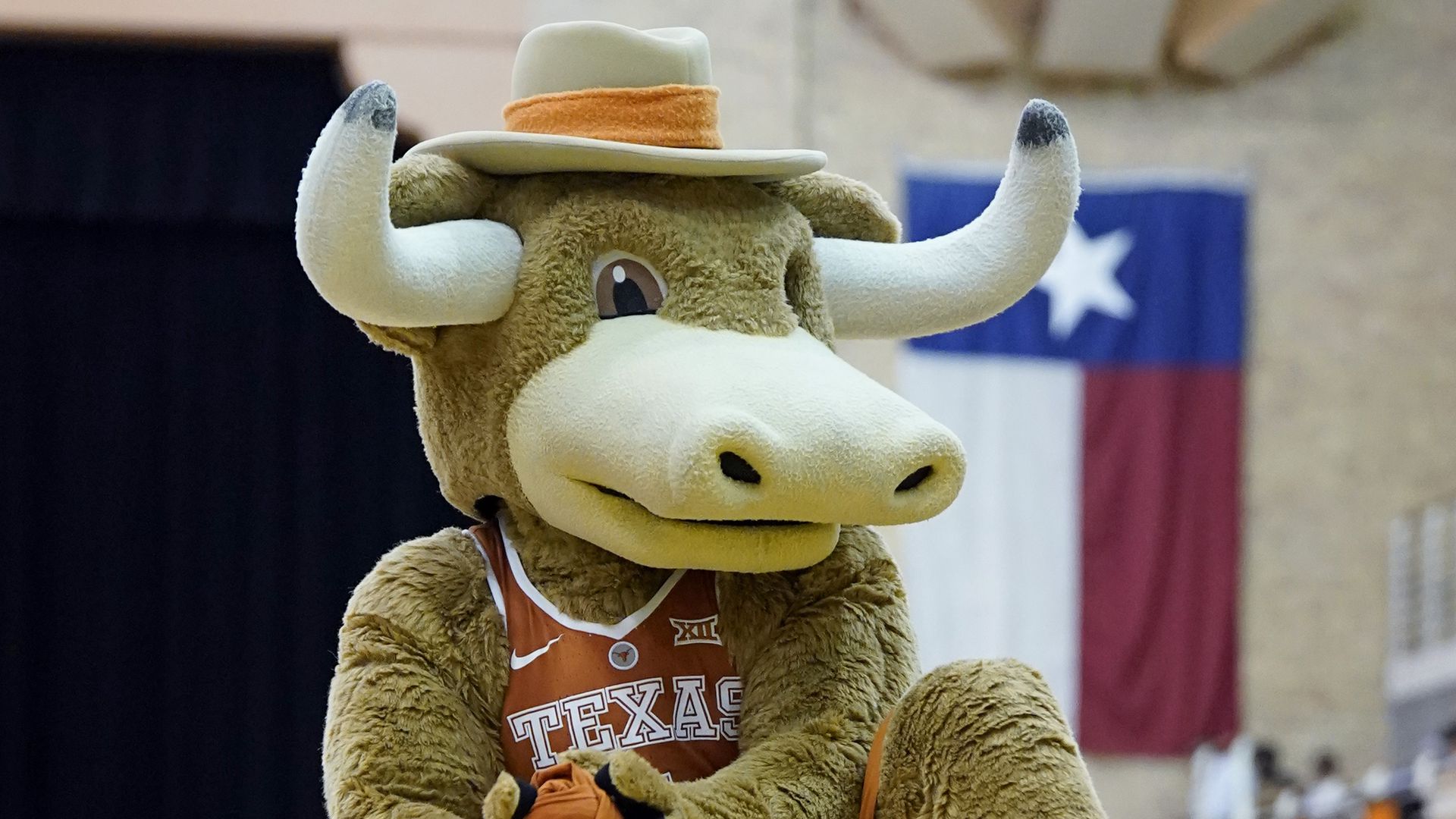 How To Watch No. 18 Texas Vs. Delaware State