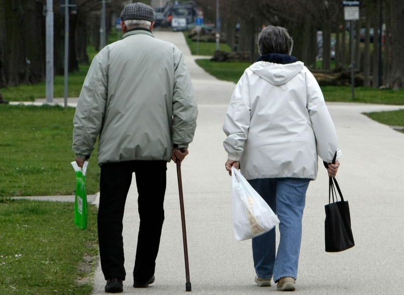 demografové: navržený růst penzijního věku je pro ročníky nerovnoměrný