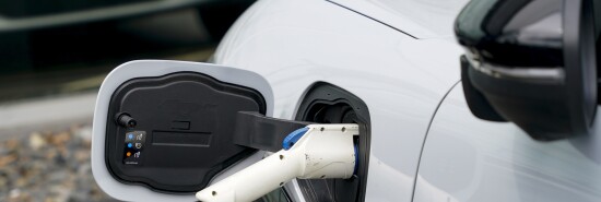 Electric Vehicles See Value Depreciate By Nearly 50% In Five-year Span ...