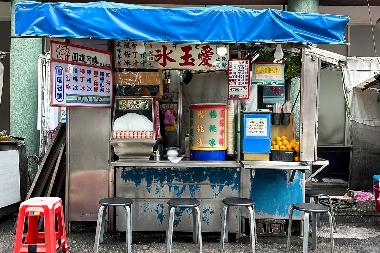 60 年來受到台北人愛戴的愛玉專賣店「圓環阿勝愛玉冰」（攝影／一青妙）