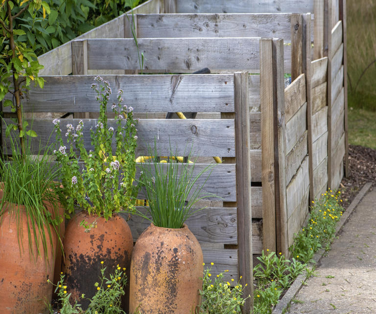 How to incorporate a compost bin into your yard expert advice for
