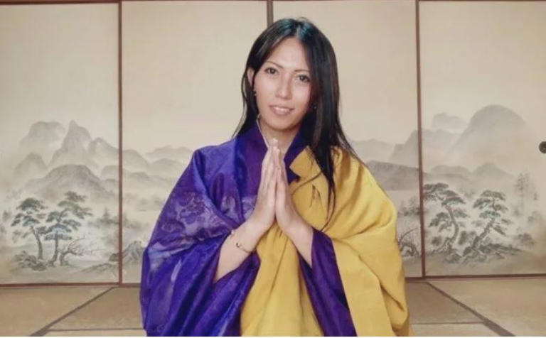 加藤玲本名是加藤禮詮，她是日本僧侶，國中變性後還下海拍了11部AV「弘法」。（圖／翻設Ｘ／TWITTER)