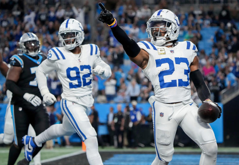 Colts 2024 Free Agents Will Indy ReSign Michael Pittman Jr., Zack