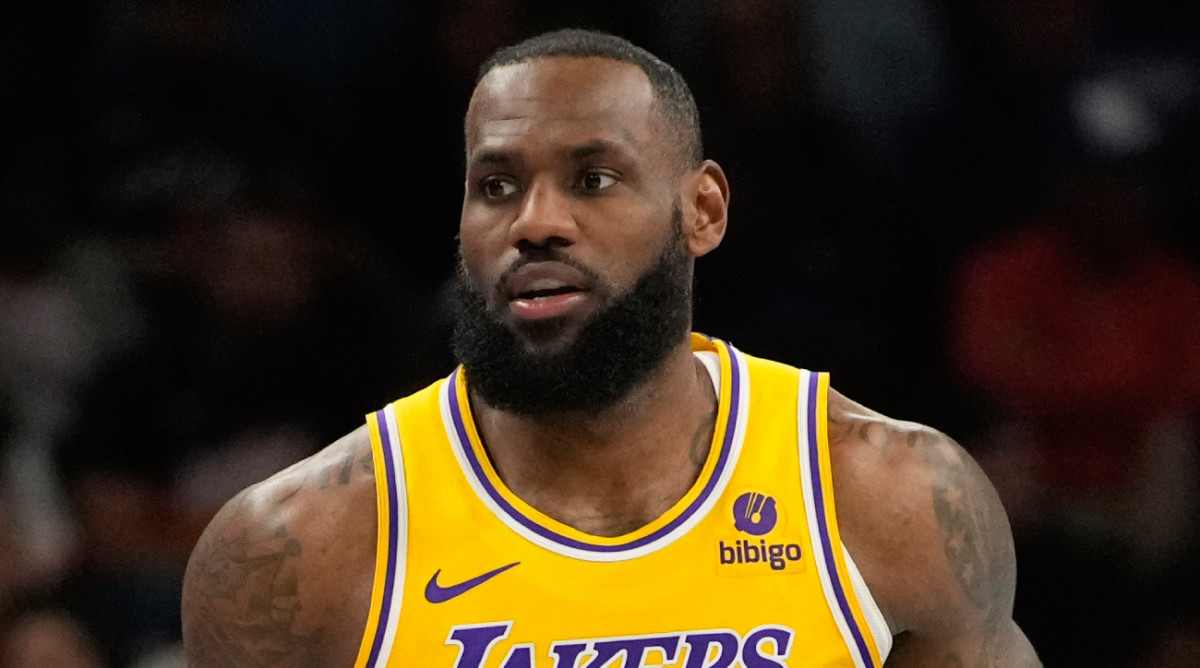 LeBron James Left Before Speaking To Reporters After Brutal Performance ...