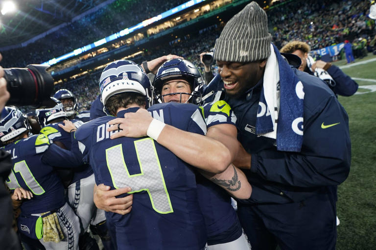 Grading the Seahawks in their victory over the Commanders