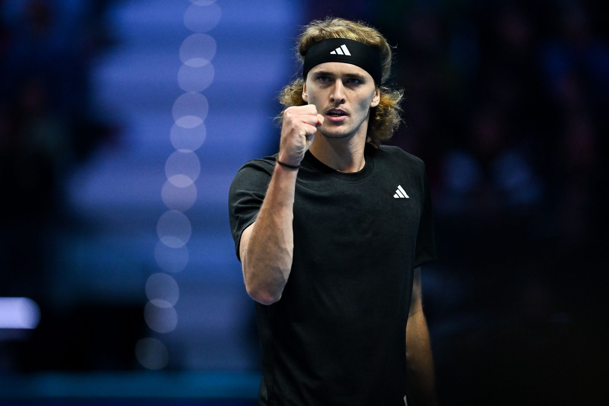 Zverev gewinnt zum Auftakt gegen Alcaraz