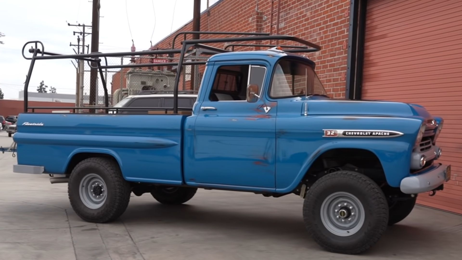 Chevrolet Apache Fleetside пикап