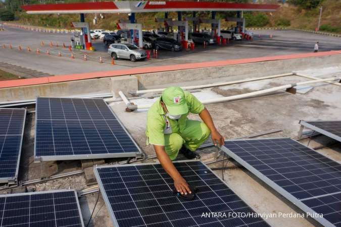 Revisi Permen ESDM PLTS Atap Perlu Dikaji Lagi Setelah 2025, Ini Alasannya