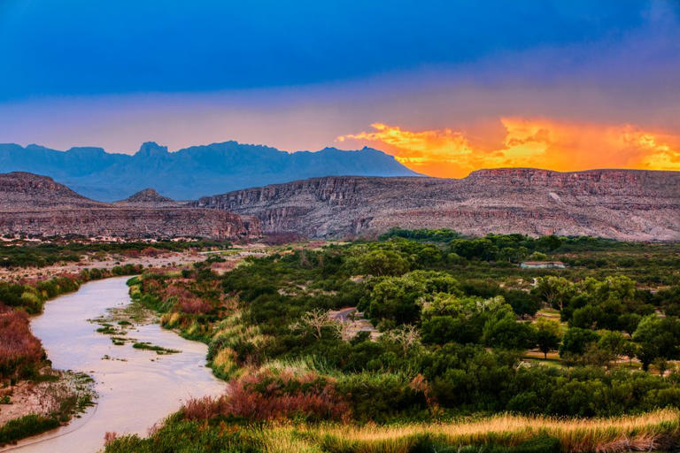 10 Scenic Texas Road Trips That Should Be On Your Bucket List