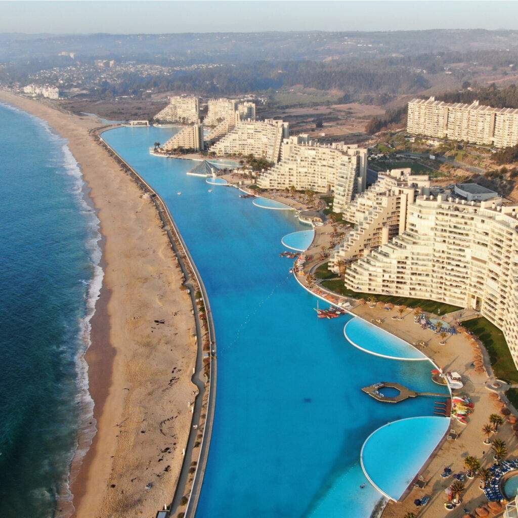 Pick Your Favorite Largest Pool in the World | 7 Awesome Choices for ...