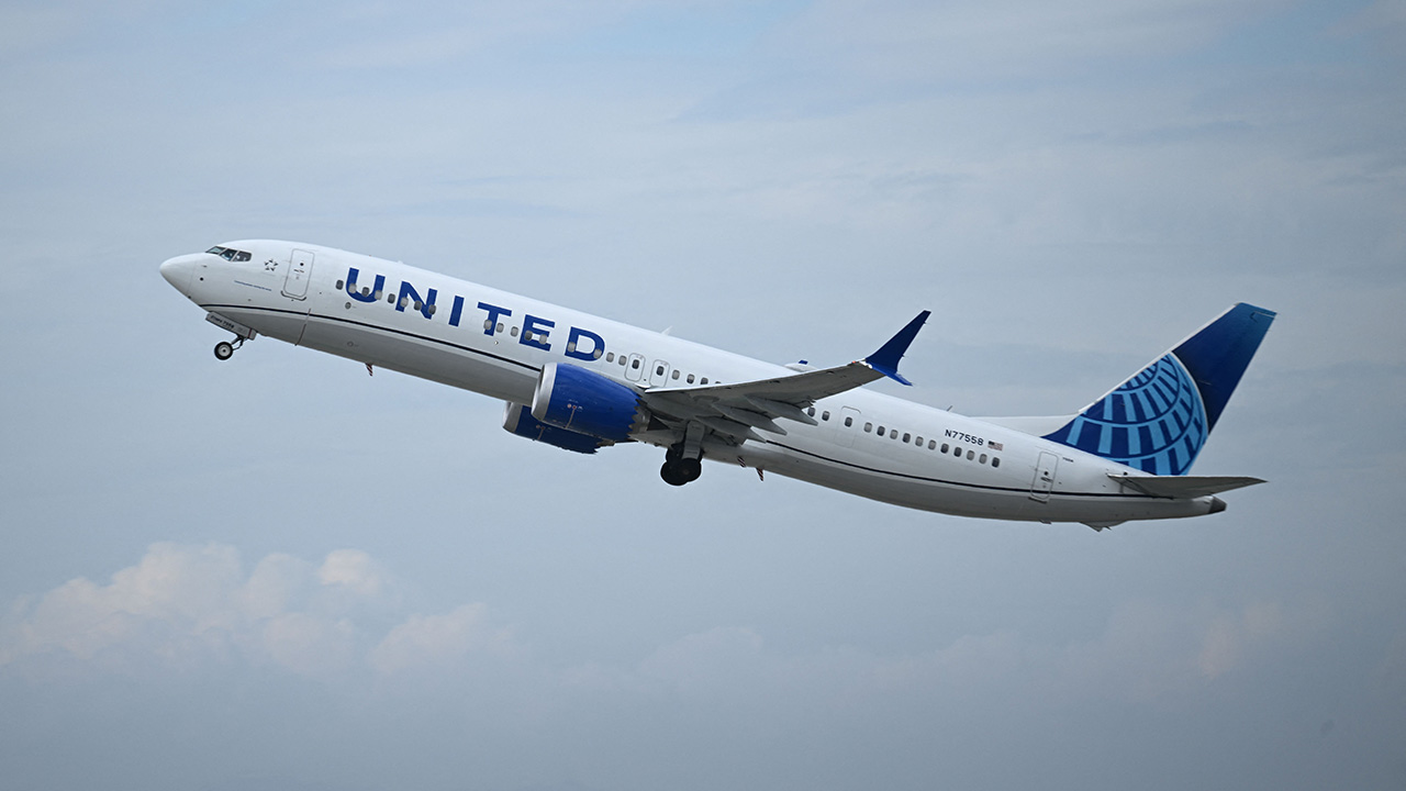 United Airlines Discovers Loose Bolts On Its Boeing 737 MAX 9 Planes ...