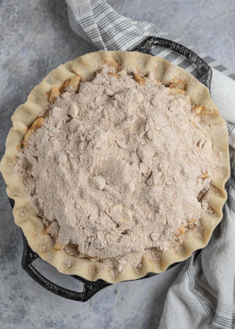 Easy Grilled Apple Pie Recipe