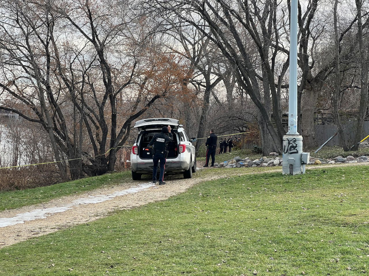 Body found in Winnipeg's Lord Selkirk Park area Tuesday morning ...