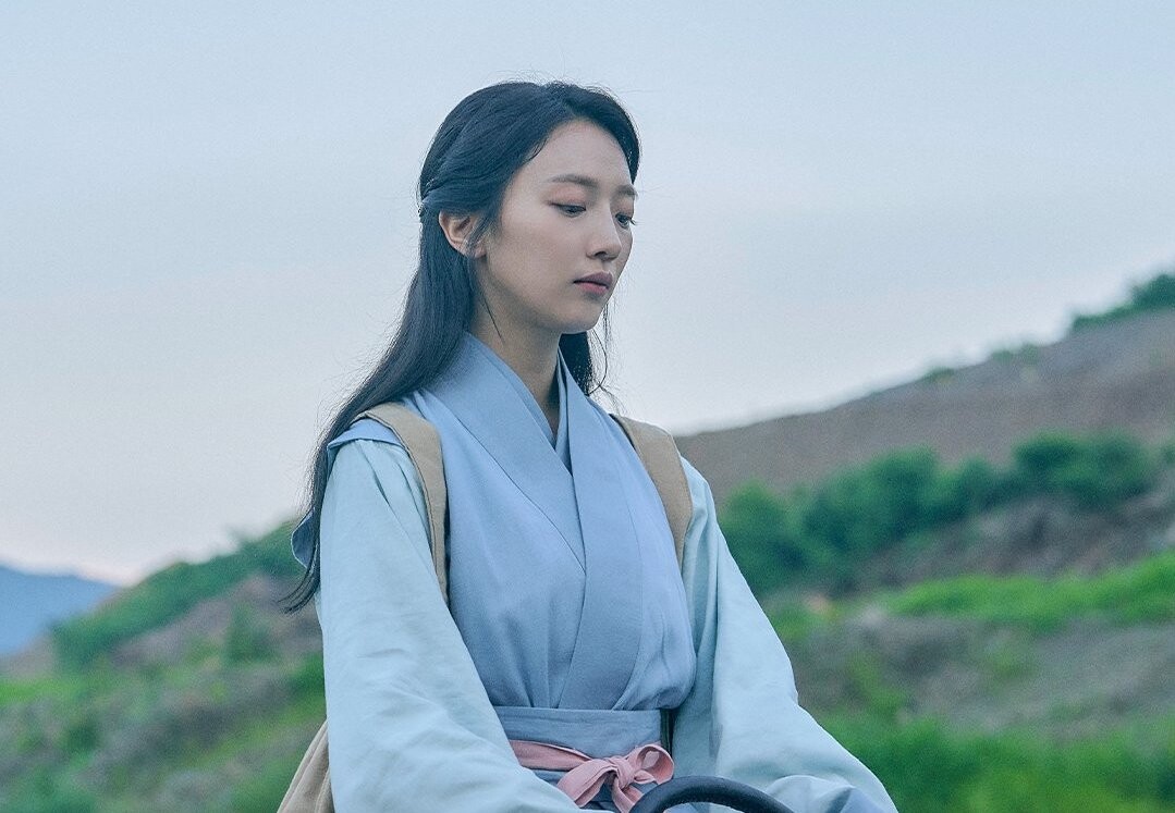 Дорама луна отзывы. Пхё е-Джин. Пхё е-Джин корейская актриса. Дневная Луна дорама 2023. Луна которая восходит днем дорама.