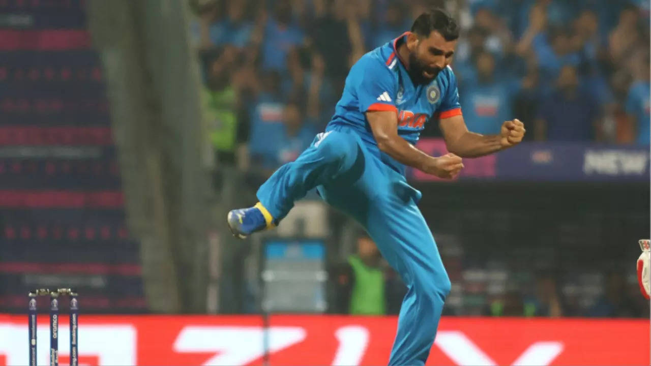 IND Vs NZ: Mohammed Shami Creates HISTORY, Claims Best-Ever Bowling ...