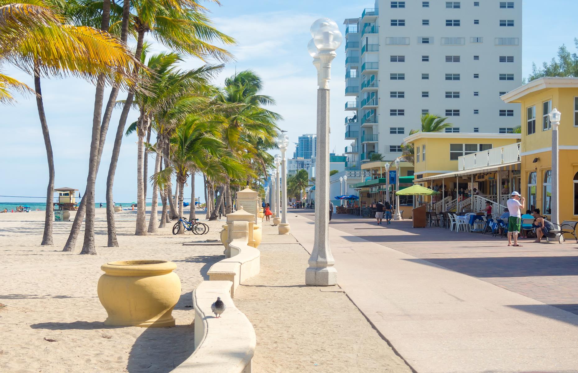 Hidden in plain sight between Miami and Fort Lauderdale, Hollywood Beach offers a change of scene from its big-hitting neighbors. Strolling the oceanfront promenade feels like time traveling to Old Florida, a reminder of America’s beach boardwalk heyday.