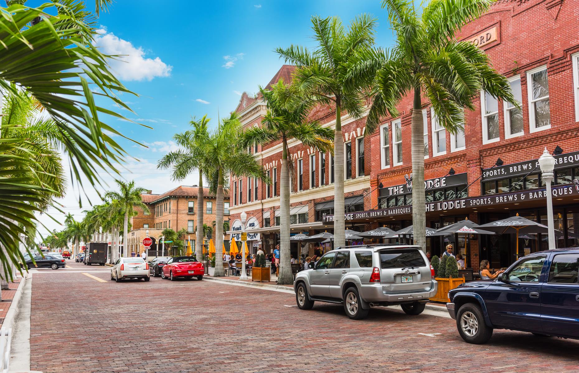 On the first Friday of every month, the charming red-brick streets in downtown Fort Myers River District are transformed into a dazzling open-air art gallery for the Fort Myers Art Walk. From 6pm to 10pm, visitors follow a trail around stalls and galleries, and browse contemporary artworks from bold-painted canvases to small sculptures, by local and regional artists. You can also grab a bite to eat and catch some live music.