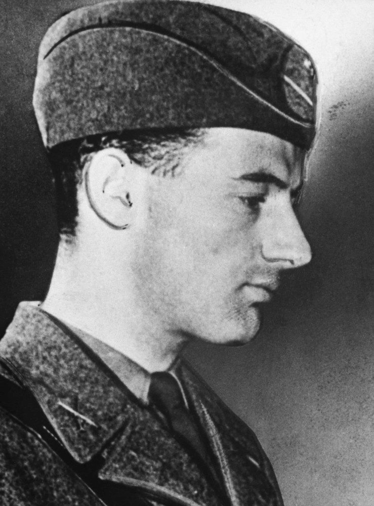 Calls Grow for Mandatory Eye Tests for Drivers Over 70