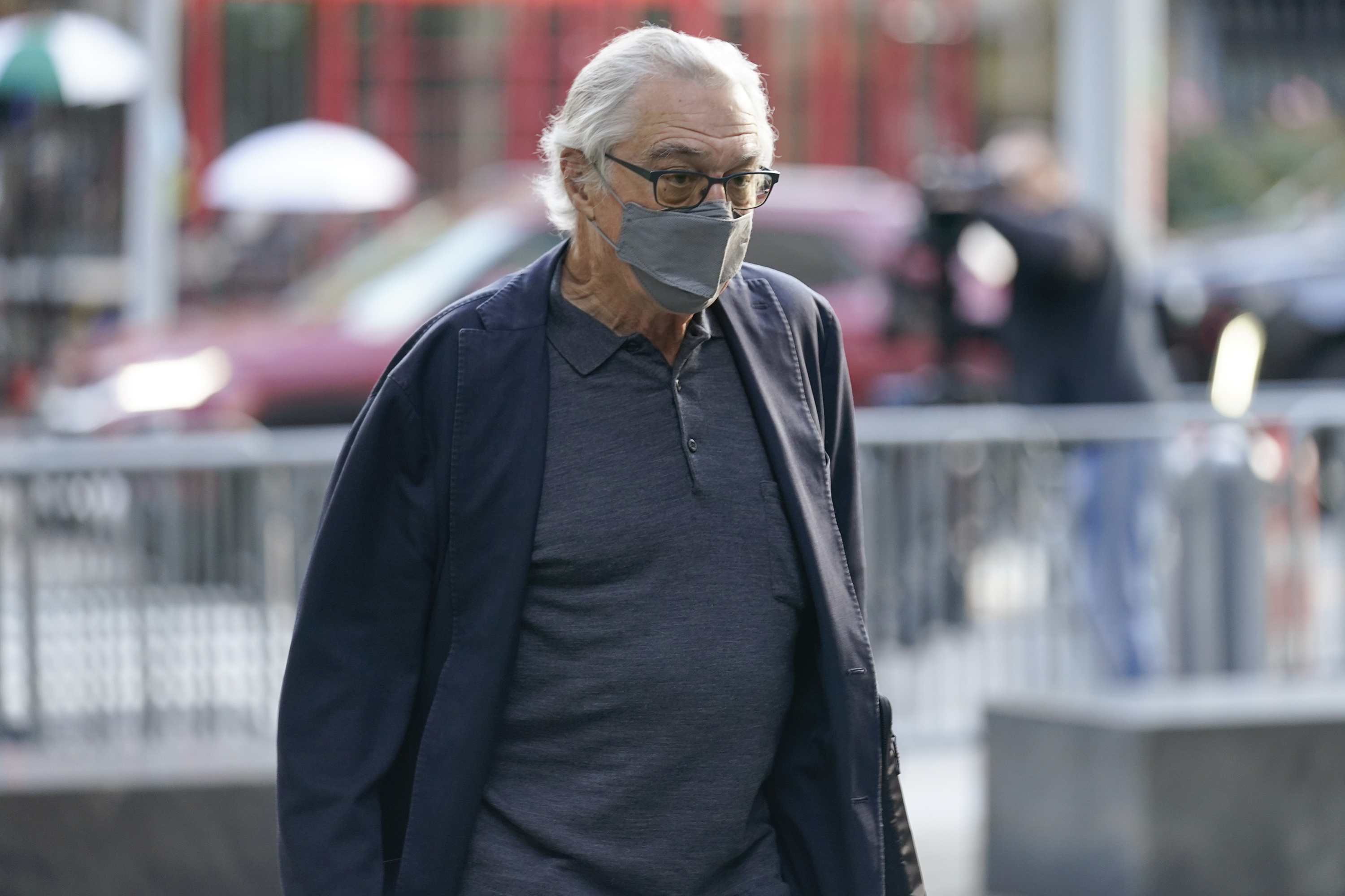 Shame On You Robert De Niro Lashes Out At Former Assistant In Court 