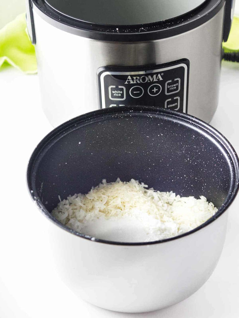 Rice Cooker Coconut Rice