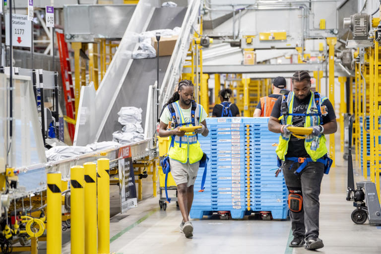 Amazon jobs: How to work for one of the world's largest retailers