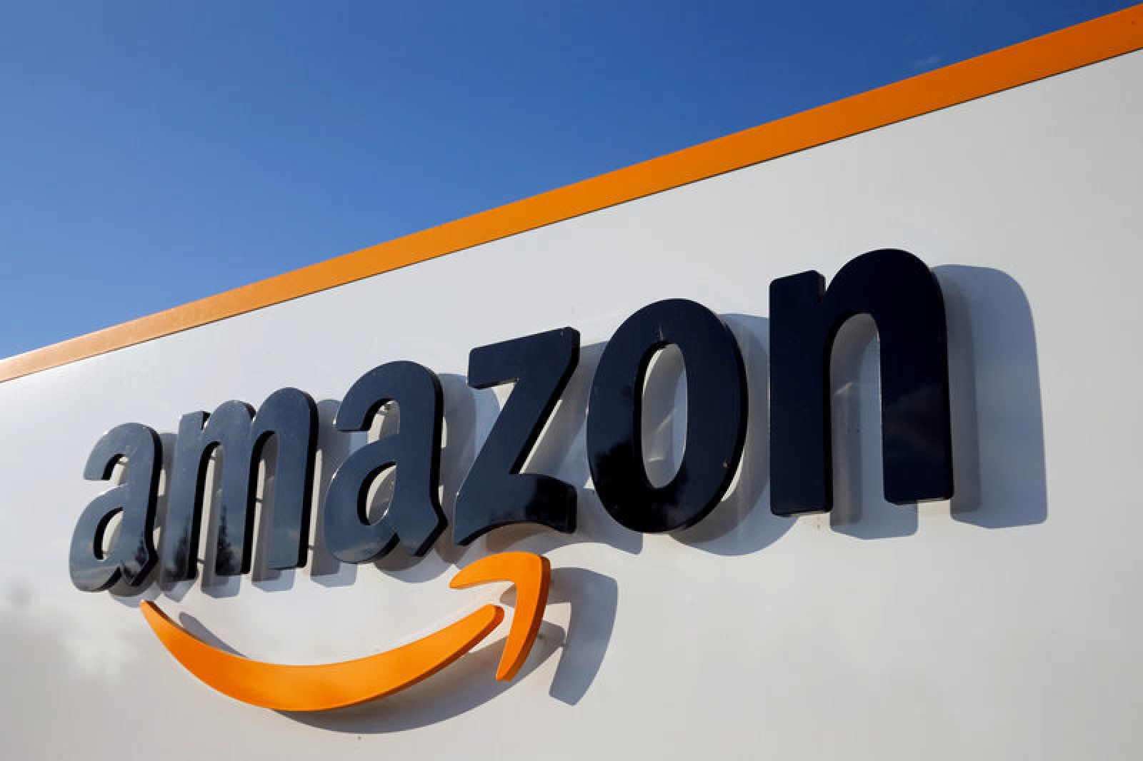 amazon, amazon soft launches in south africa: happy shopping