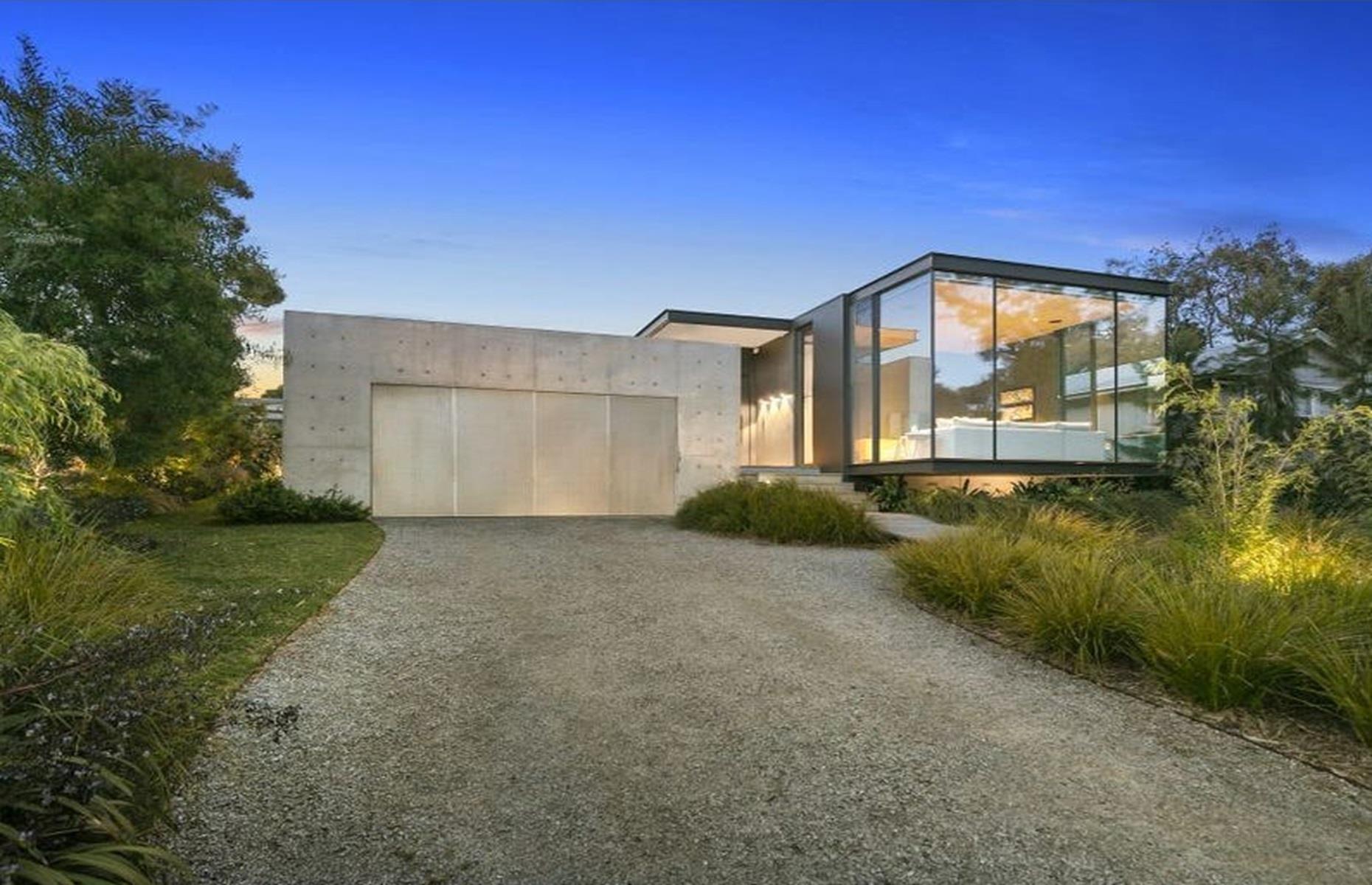 <p>Nestled on the coast in Anglesea, Victoria, this <a href="https://www.loveproperty.com/gallerylist/90827/australias-mega-mansions-will-blow-your-mind">impressive Australian home</a> is moments from the iconic Great Ocean Road. Yet it is its stunning design that makes this house so enticing.</p>
