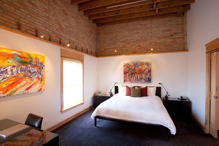 <p>Often referred to as the HoDo, this hotel in Fargo’s revitalized downtown features art-filled rooms—each with its own featured local artist. Rooms with exposed brick give the hotel extra charm.</p><p><a class="body-btn-link" href="https://go.redirectingat.com?id=74968X1553576&url=https%3A%2F%2Fwww.tripadvisor.com%2FHotel_Review-g49785-d300629-Reviews-The_Hotel_Donaldson-Fargo_North_Dakota.html&sref=https%3A%2F%2Fwww.redbookmag.com%2Flife%2Fcharity%2Fg45722939%2Fbest-prettiest-hotel-every-state%2F">Shop Now</a></p>