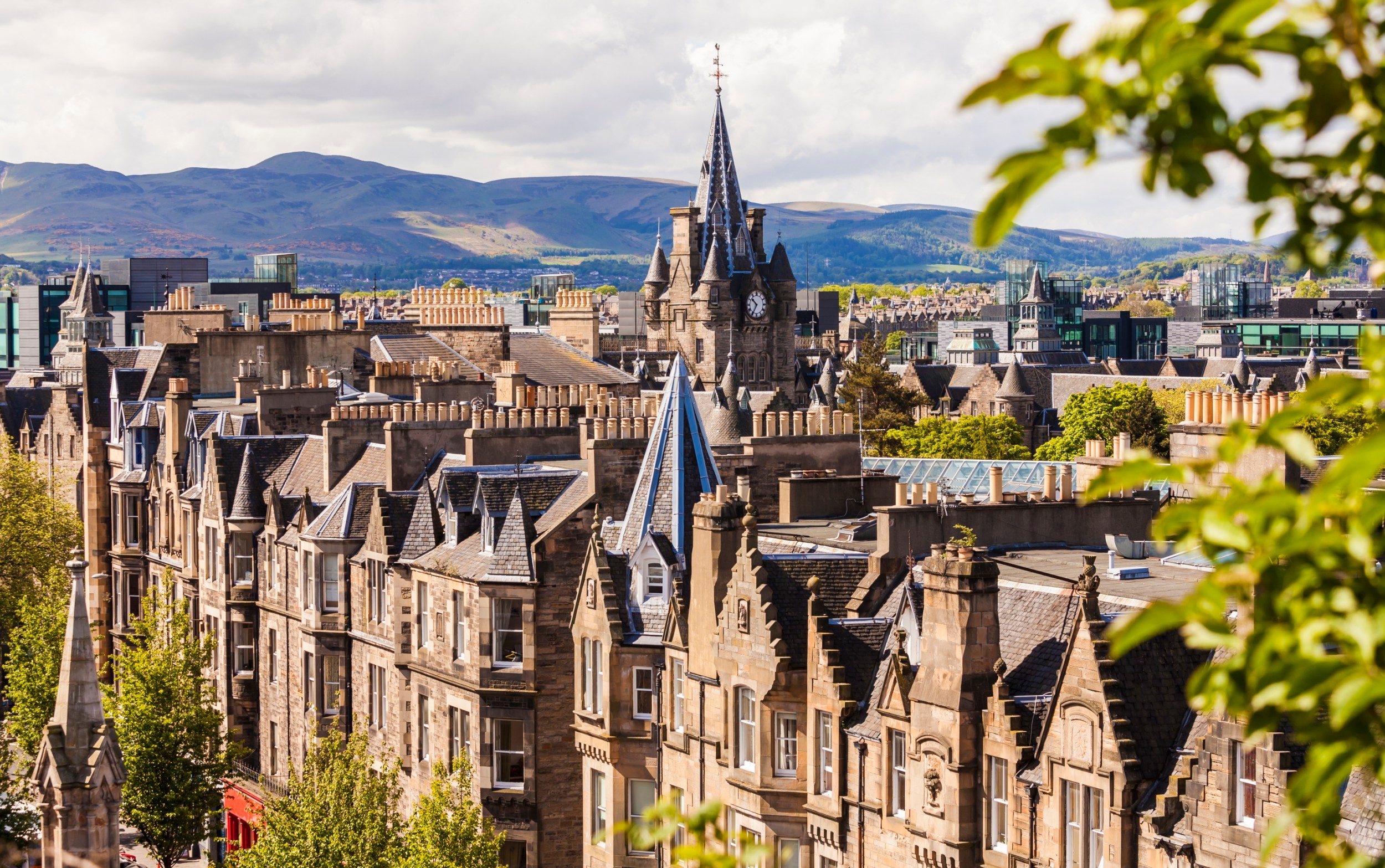 Edinburgh the capital of england. Шотландия Эдинбург. Великобритания столица Эдинбург. Эдинбург, Шотландия, Великобритания. Мурхаус Эдинбург.