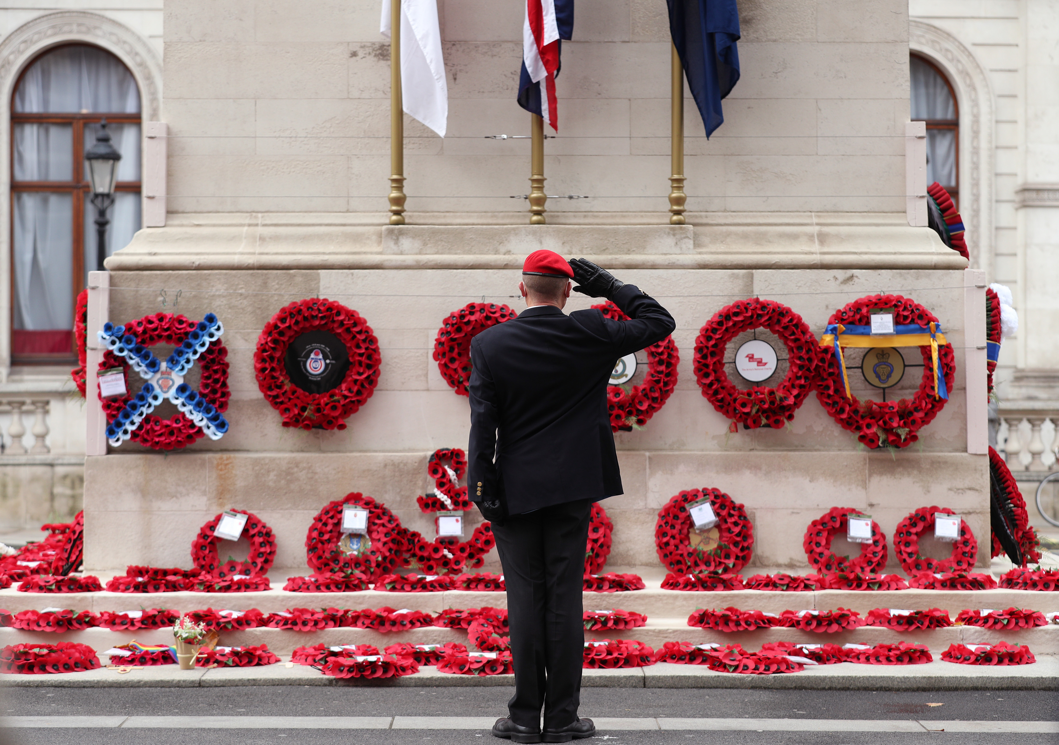 11 ноября день. Remembrance Sunday в Великобритании. 11 Ноября (Remembrance Day. Remembrance Day фото. День памяти маковый день 11 ноября Великобритания.