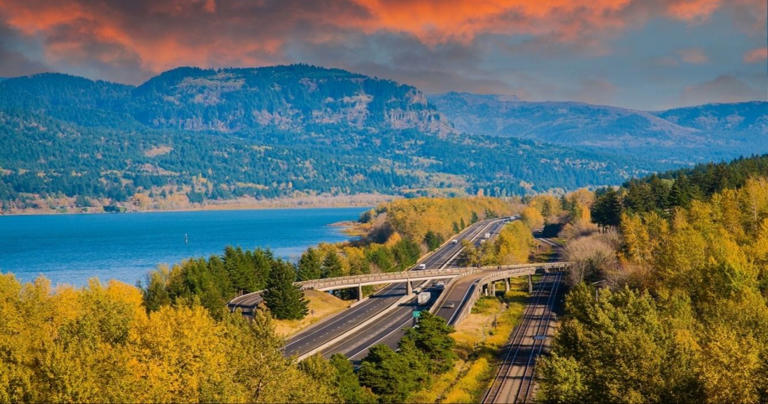 10 Least Crowded, But Still Scenic Towns To Visit In Oregon