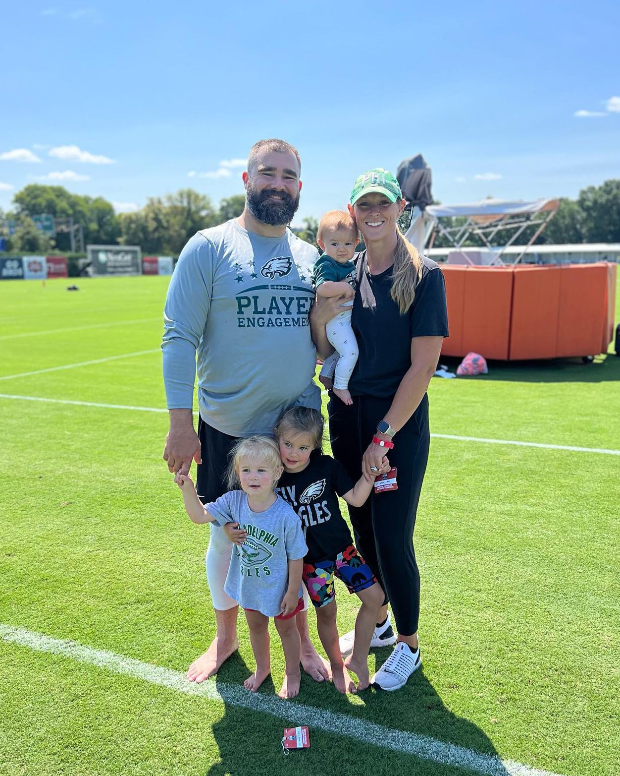 Jalen Hurts Got Jason Kelce His First Ever Louis Vuitton Duffle Bag   AA1jlHTp.img