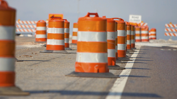 Road work projects to disrupt traffic this week | Detour maps, restrictions