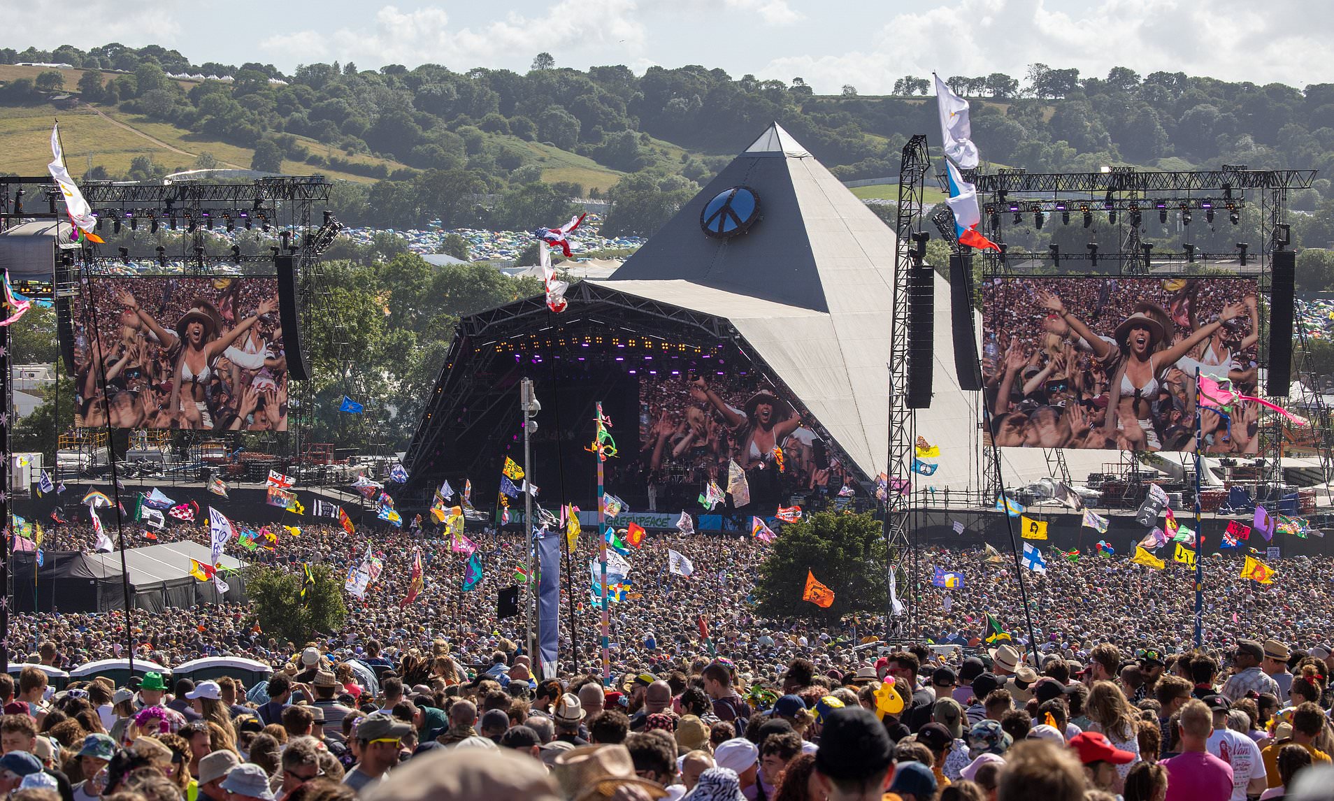 Glastonbury 2024 Line Up So Far The Rumoured Headliners   AA1jpV2W.img