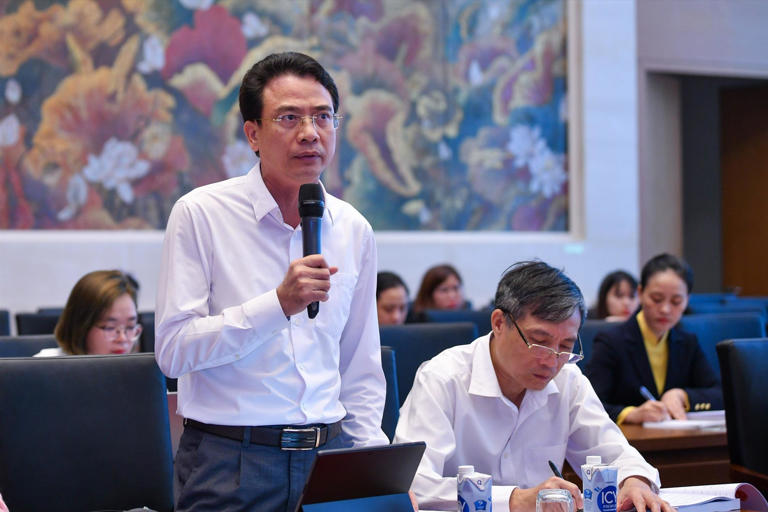 Ông Dương Xuân Phượng, Phó Giám đốc Học viện Viettel phát biểu tại hội thảo. Ảnh: Thế Đại
