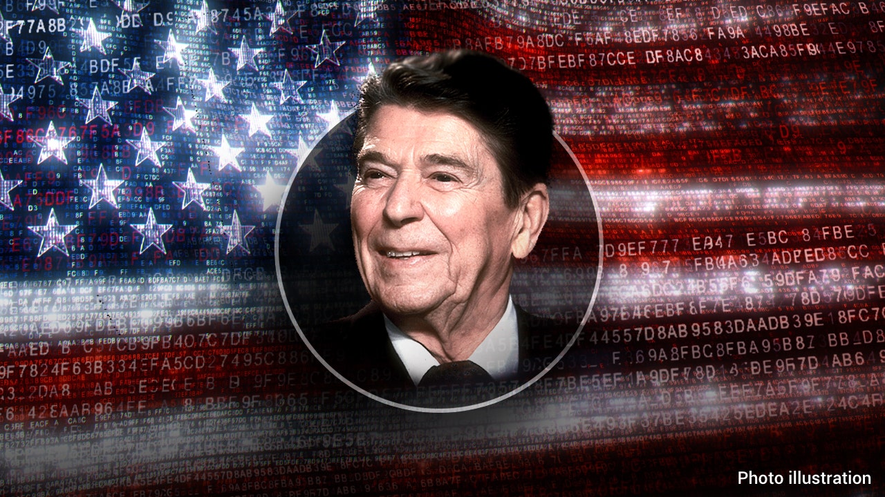 On This Day In History November 6 1984 Ronald Reagan Wins Re   AA1jru1V.img