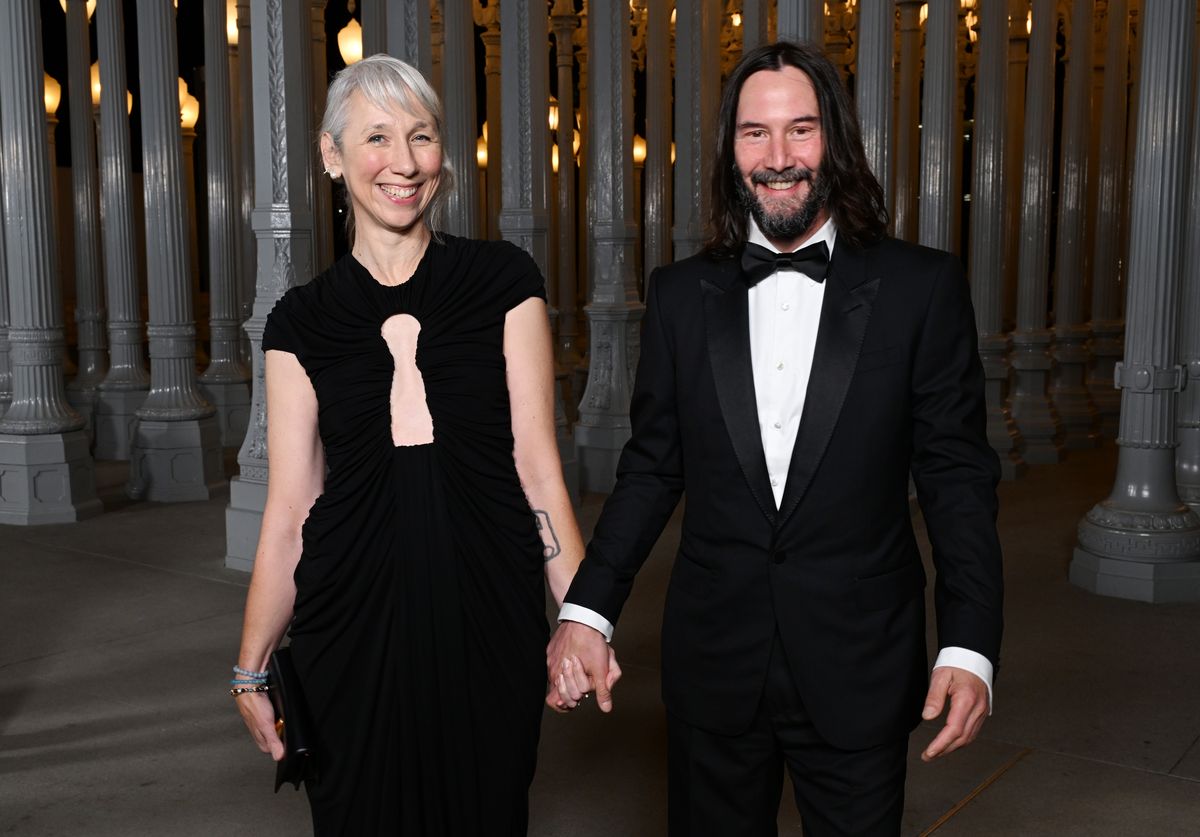 Keanu Reeves and Girlfriend Alexandra Grant Hold Hands on Rare Public ...