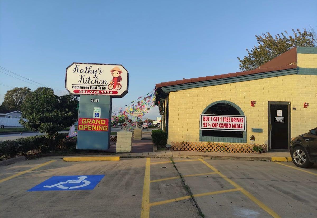 Hello Fellow Neighbors Kathy S Kitchen Has Reopened And They Have A   AA1jum75.img