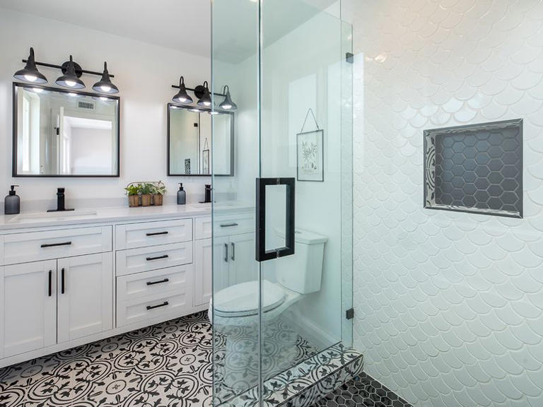 10 budget-wise ways to change your boring bathroom to an at-home spa