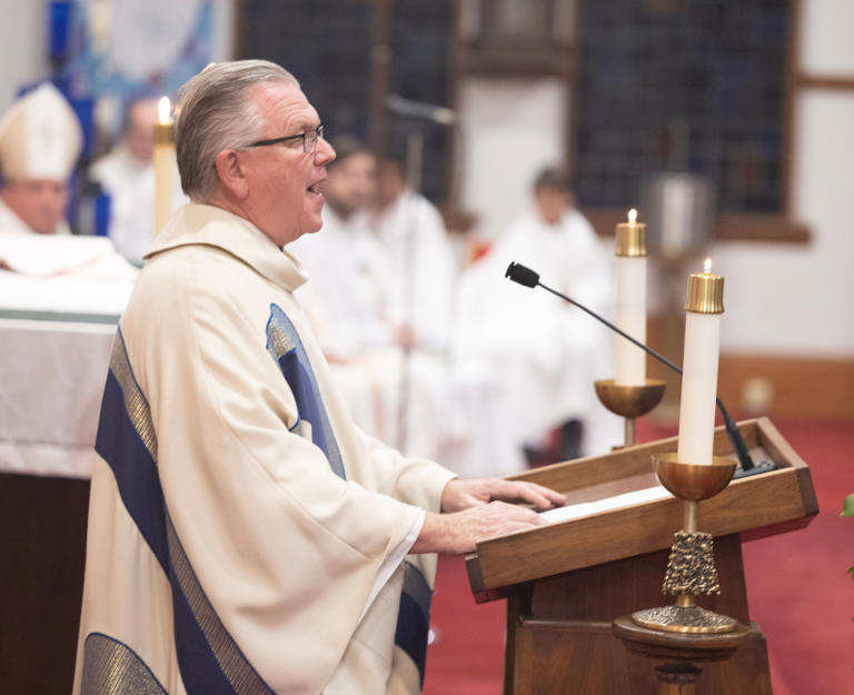 Last Mass: Parishioners bid farewell to St. Mary in Canton